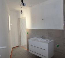 Salle de bain de la suite parentale