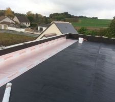 Pose du premier l&eacute; de pare vapeur