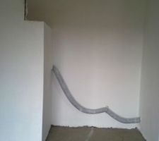 Notre escalier sera bientot l&agrave;