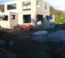 Vue d'ensemble avec les murs de soutènement