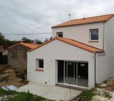 Couverture du garage en cours de finition