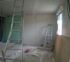 RDC : chambre   sdb