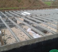 Vides sanitaires poutrelles