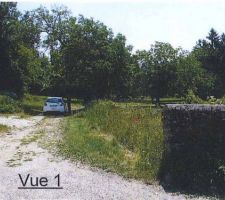 Vue de l'entrée du terrain