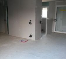 Salle &agrave; manger et cuisine