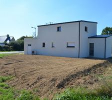 Remise &agrave; niveau de la terre