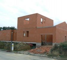 Façade Nord vue de 3/4 (vue du pignon garage)