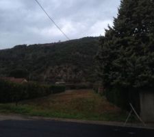 Parcelle de 15.46 m par 100 m