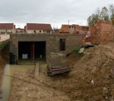 Une piscine en guise de garage...