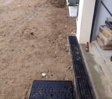 Erreur de pente du constructeur réglée avec les deux regards en extérieur.