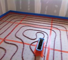 POSE DES CIRCUITS POUR PLANCHER CHAUFFANT