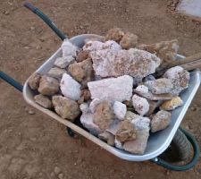 Un échantillon des cadeaux du terrassier...