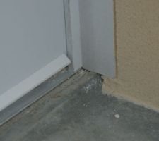 Seuil (non conforme) de la porte d'entr&Atilde;&copy;e