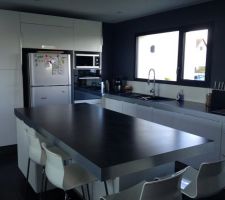 Cuisine : crédence posée