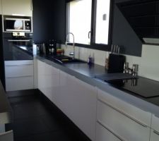 Cuisine : crédence posée