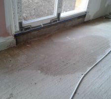 Petite trace d'infiltration, il y a des artisans qui doivent &ecirc;tre fier de leur travaille