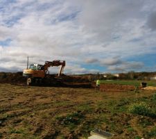 En à peine 3h la surface de la maison est pratiquement décapée