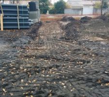 La future route d'entrée dans le lotissement, juste devant notre terrain