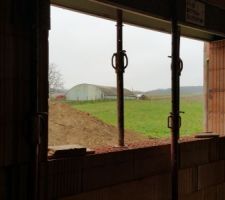 Dalle étage coulée début du montage des pignons vue de la cuisine