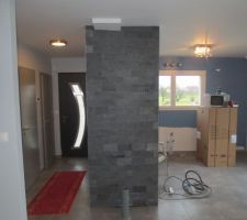 Mur de parement pret a recevoir le poele à bois