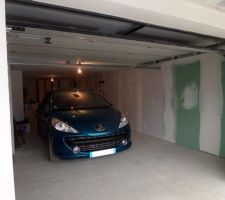 Avant du garage