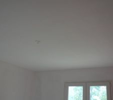Plafond de la chambre du Bourdonneau, 2 couches pass&eacute;es!