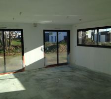 Application de la couche blanche de proprété