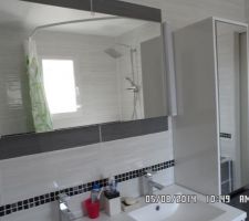 Le miroir de notre salle de bain