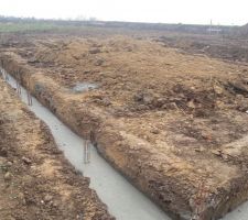 LES TRAVAUX CONTINUENT avec les fondations