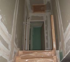 Bandes d'enduit faites (1ère couche)