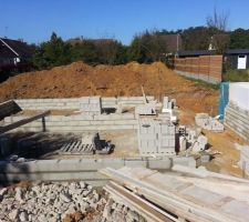 27/09/2014 d&eacute;marrage de la pose du vide sanitaire