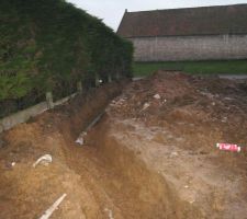 Sortie du drain posé par nous mêmes (derrière et devant la maison)
