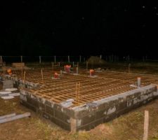 Poutrelles et hourdis bois posés pour le coulage de la dalle sur RDC