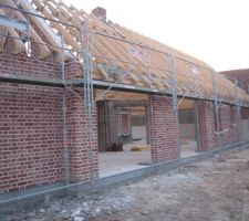 &eacute;chfaudages de s&eacute;curit&eacute; sur fa&ccedil;ade arri&egrave;re