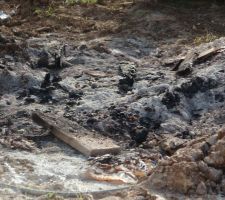 Voici le tas de merde laissé par le plaquiste!
Il doit être prochainement enlevé par le constructeur!