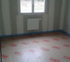 Tout est pr&ecirc;t pour couler la chape semaine pro avec le carrelage.