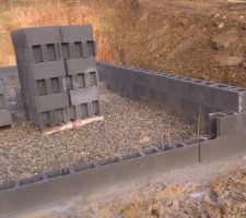 Vue d'ensemble : angle et murets fondations