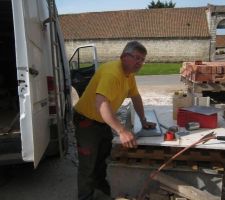 Pr&eacute;paration d&eacute;coupage et soudure du zinc