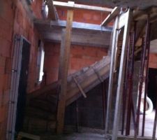 Escalier 2/4 tournant