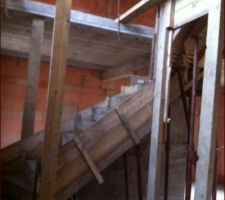 Escalier 2/4 tournant