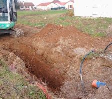 Le chemin d'acc&eacute;s pendant...