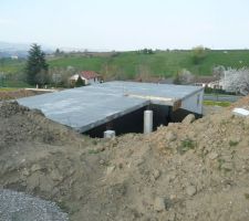 Dalle etage
sous-sol enduit de goudron