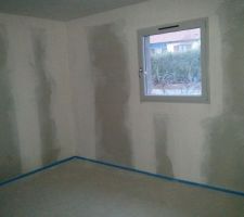 Une chambre après ponçage ...