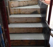 Escalier coulé