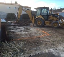 Début du terrassement du garage