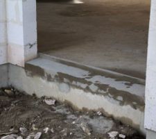 Seuils de portes et de fenêtres .