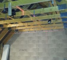 Pose des suspentes au laser