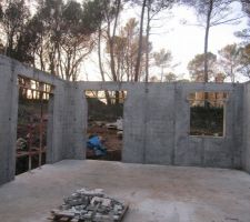 Les murs du rez de jardin demoulé