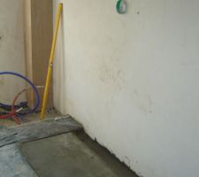 Autre vue de la douche, avec le thermostat encastr&eacute;.