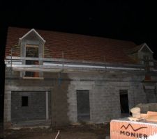 TRAVAIL CHANTIER SECURISE PAS DE COUVREUR EQUILIBRISTE NF CONSTRUCTION OBLIGE...!